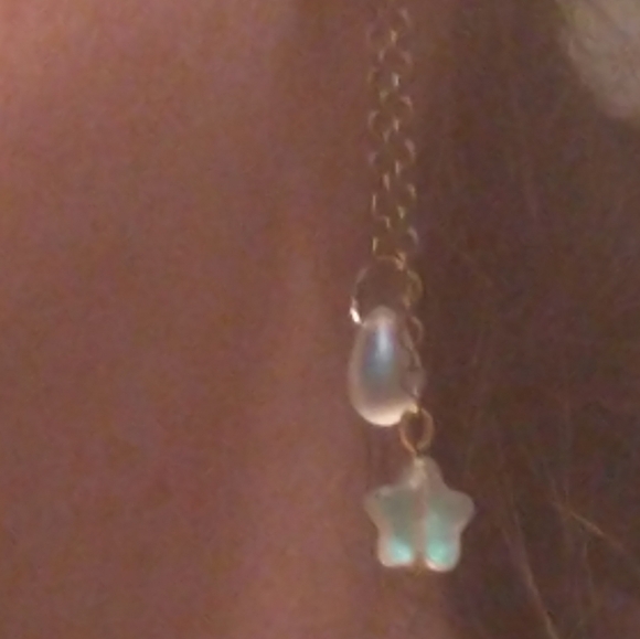 ✨ Mismatched Celestial Dangle Earrings ✨ - Picture 3 of 7